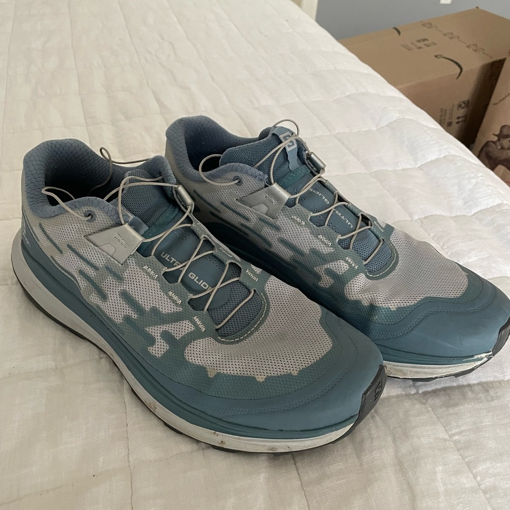 Mens Salomon Ultra Glide in great shape!
